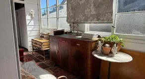 Original 1895 cottage with magnificent uninterrupted views of valley - Image 3