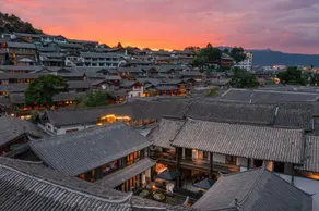 Sedona Sanhe Hall (Lijiang Ancient City Waterwheel Store) - Image 3