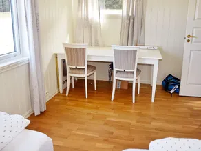 8 Person Holiday Home in Leinoy-by Traum - Image 5