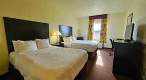 Parkfield Inn - Image 2