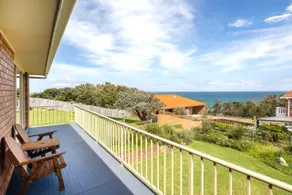 Rennies Beach Escape Carinya - Image 4