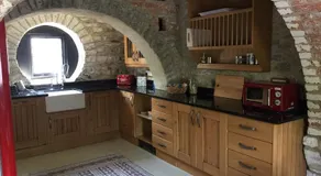 The Stable Loft, Llwynhelig Manor - Image 3