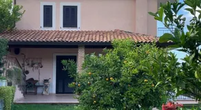 Pink House - Image 5