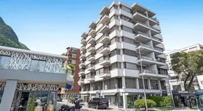 Paradiso Incanto Lake View Apartment - Happy Rentals - Image 3