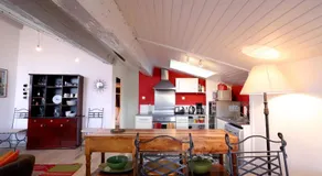 Bordeaux Terrace - Image 3
