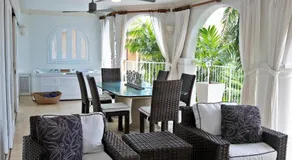 SPB 309 Luxury Beach Front Property - Image 4