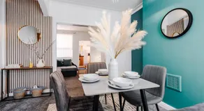 Entire 2 Bedroom Apartment-Free Parking & Super fast Internet - Sleeps 6 - Image 2