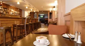 Coachmans Townhouse Hotel - Image 5