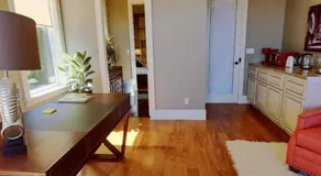 Stunning view in elegant 1 bedroom suite - Image 4