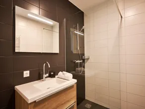 Spacieux penthouse près du centre de bien-être - Image 4