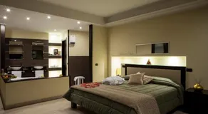 Manhattan Village Hotel - Image 2