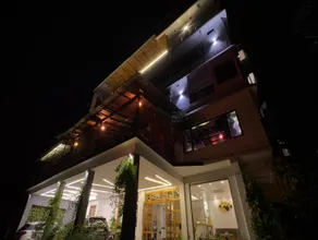 Hotel Driftwood with Swimming Pool - Image 5