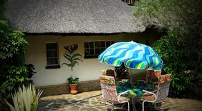 Parrot Lodge - Image 2