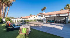 Luxury home near Palm Springs, large backyard and pool - Image 5