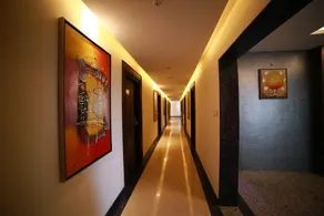 Prabhaa Grand Inn - Image 4