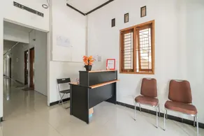 RedDoorz near Terminal Bubulak Bogor - Image 5