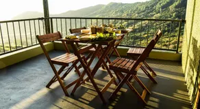 The Green Shack - Image 5