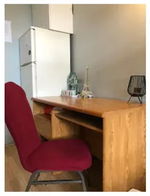 Female shared room near centre Paris Metro 5 - Image 4