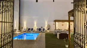 White Gorf Hotel - Image 3