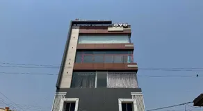 Spot On Sunshine Inn - Image 3