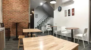 Just Austin Guesthouse - Image 2