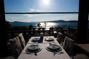 Carpe Diem Hotel - Image 4
