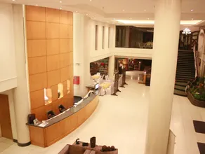 Hotel Supreme Convention Plaza - Image 5