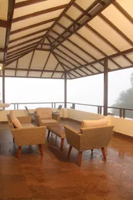 Luxurious Private Vantage Villa at Kotagiri - Image 3