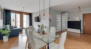 Aura - Riverside & Parking by Downtown Apartments - Image 3