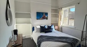 Stylish Private Rooms - Image 2
