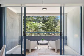 MetaWise BNB Modern Studio in Central Cronulla 2 - Image 3