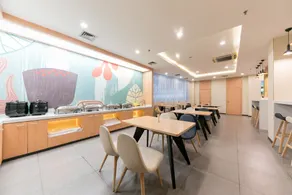 Hanting Hotel Guangzhou Yantang Metro Station - Image 5
