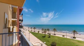 Gemütliche Erdgeschoss direkt am Meer Wohnung in Port Saplaya - Image 3