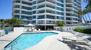 Stylish Tasteful Maroochy Escape - Image 3
