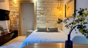 Home Chic Home - La Terrasse Bazille - Image 2