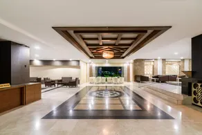 Ring Beach Hotel - Image 3