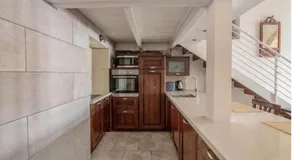 SeaFront Apartment In Valletta - Image 3