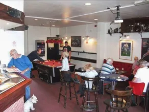 Three Tuns Hotel - Image 2