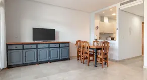 BET Apartments - Sunrise Beach Apartments - Image 4