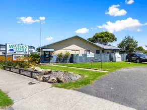 Waters Edge Holiday Park - Image 5