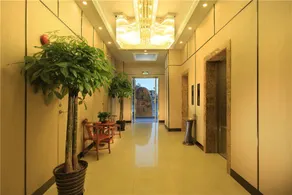 T Home Hotel - Image 2