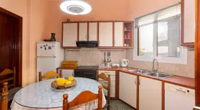 Pylos Sunset Retreat with Panoramic Sea Views - Image 5