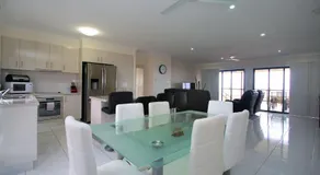 17 Sea Esplanade - Image 3