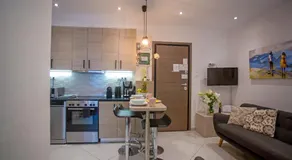 Hadrian by Heloni Apartments - Image 5