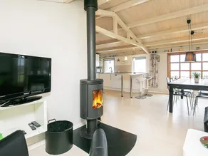 6 person holiday home in Frørup - Image 2