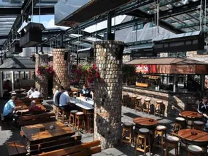 Dinn Rí Hotel - Image 4