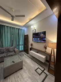 •Spacious 3 Bhk • Prime Location • Family Friendly - Image 2