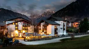 Hotel Castel Pietra - Image 2