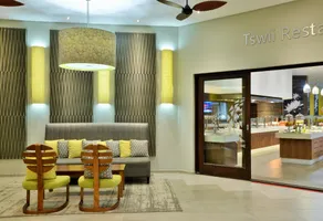 Cresta Maun Hotel - Image 2