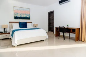 Green Platinum Hotel - Image 5